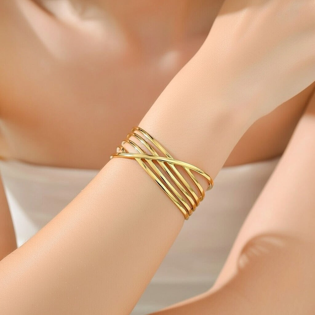 Amila Bangle