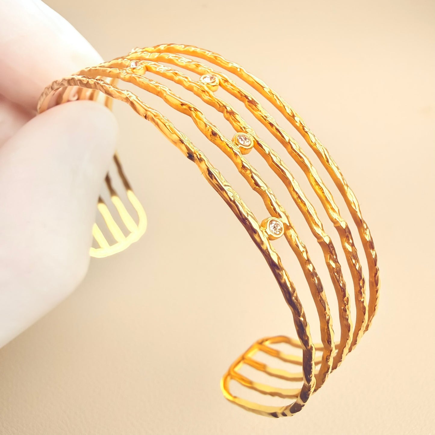Eva Bangle