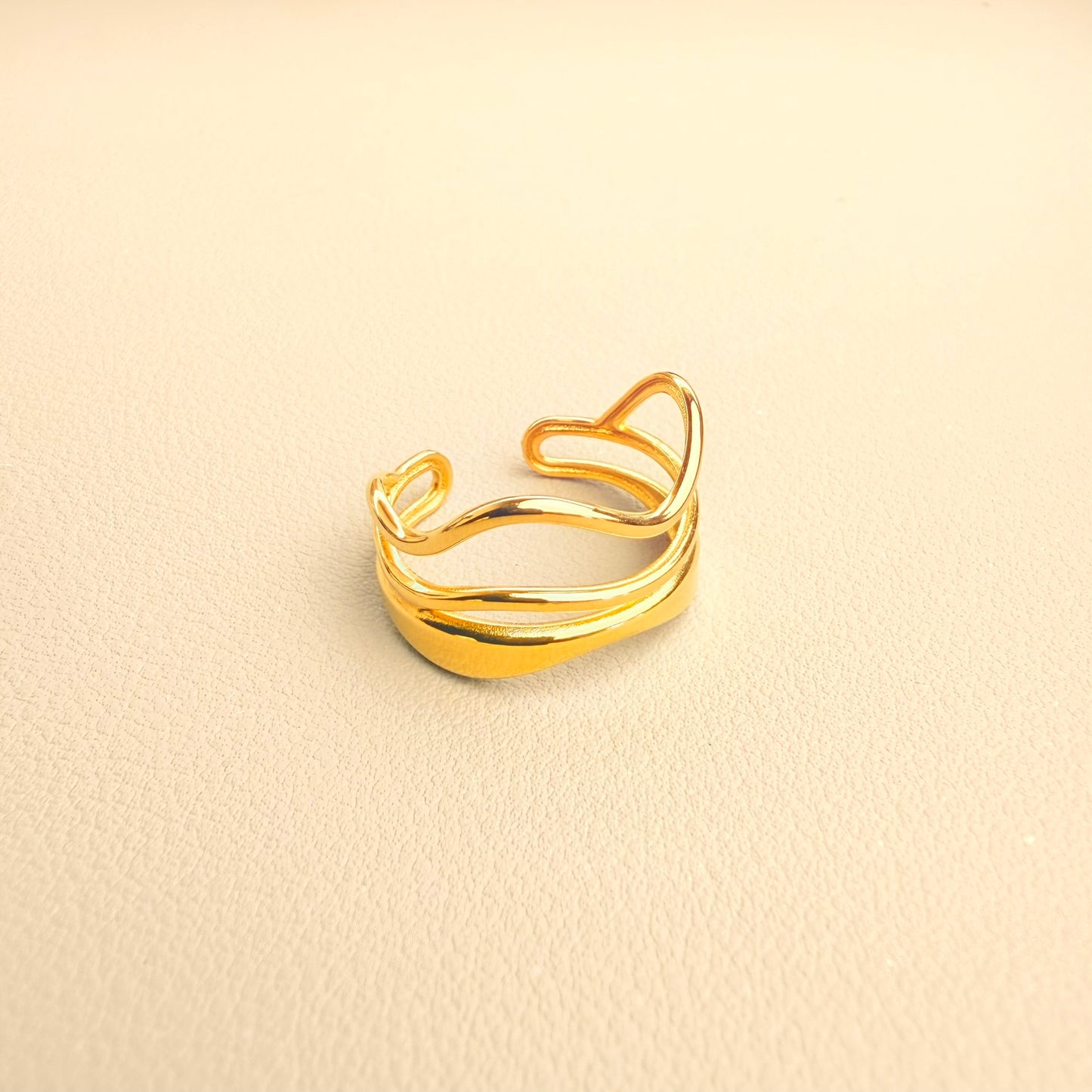 Clarissa Ring