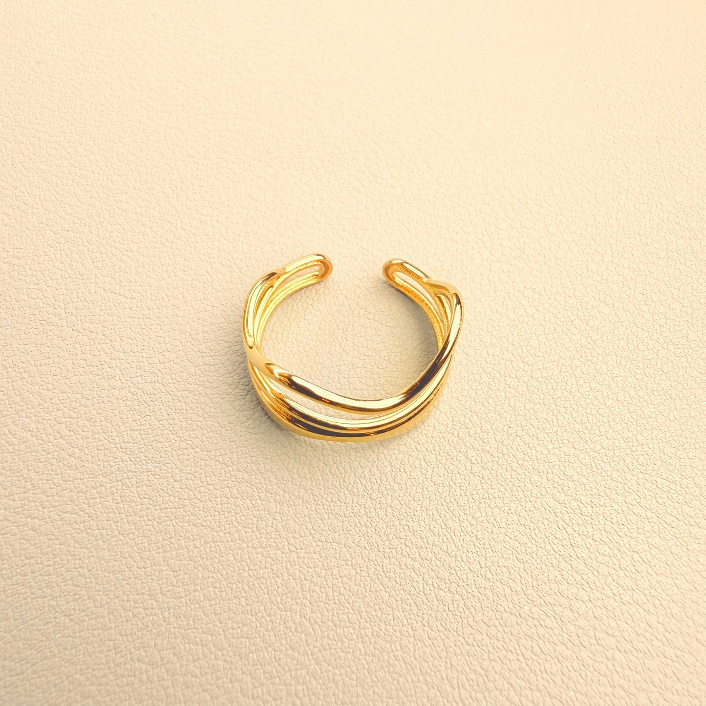 Clarissa Ring