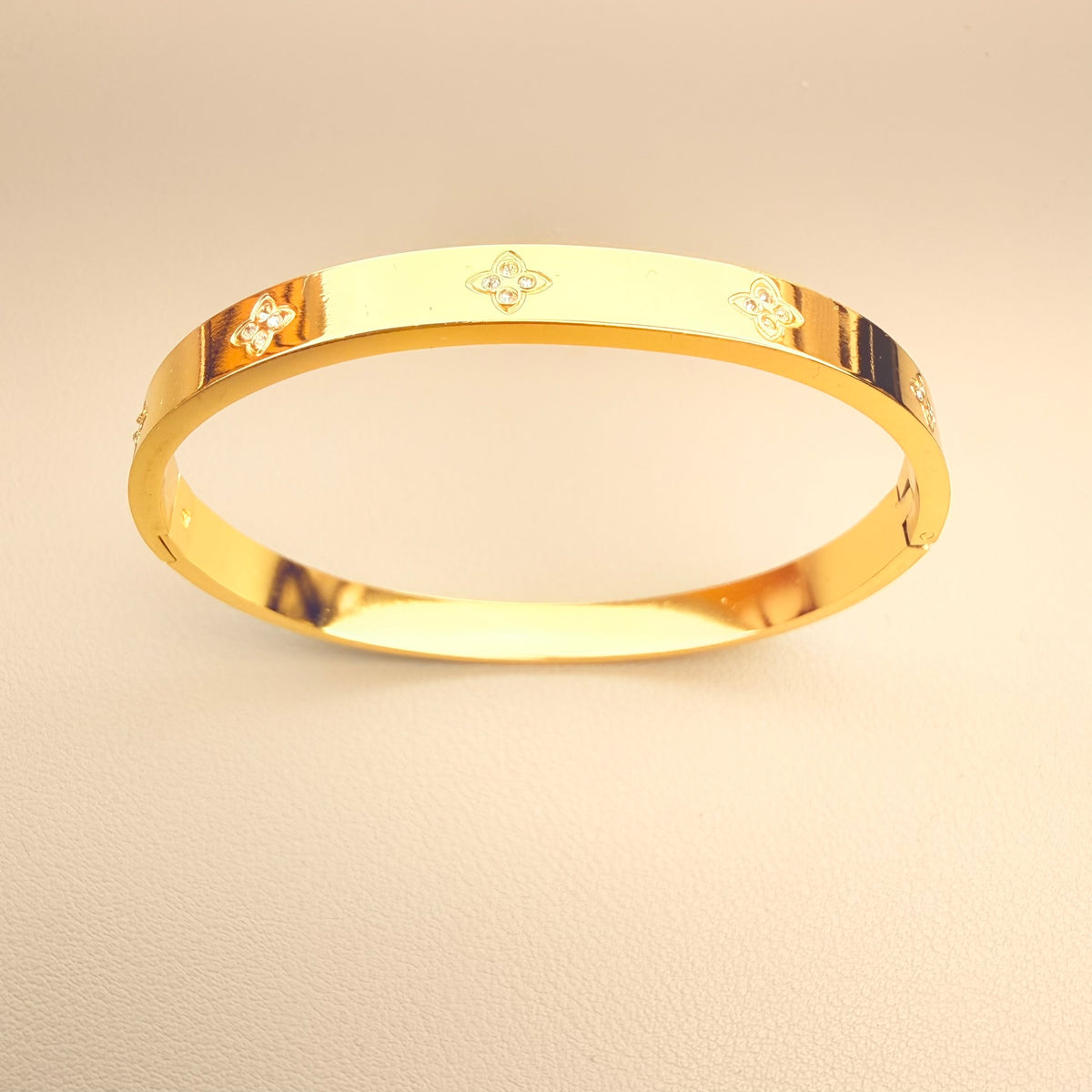Maya Bangle